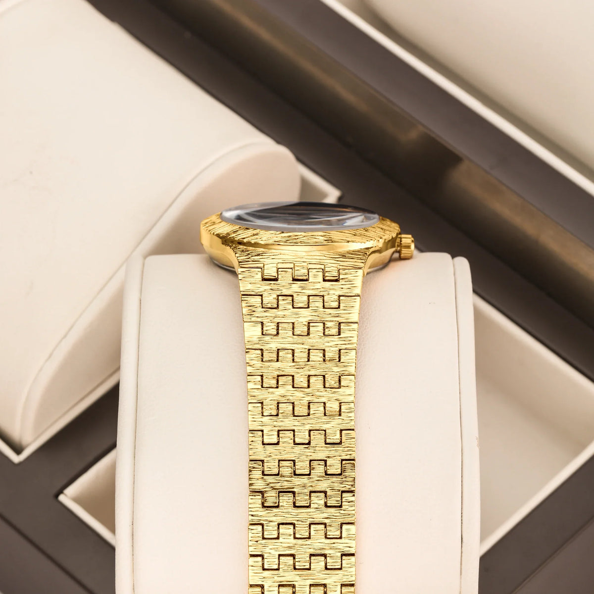Klassische Damenarmbanduhr Analog Quarz – Ansicht 3