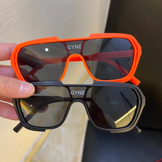 Sonnenbrille entspiegelt, UV400-Schutz, Rahmen aus Kunststoff – Ansicht 1