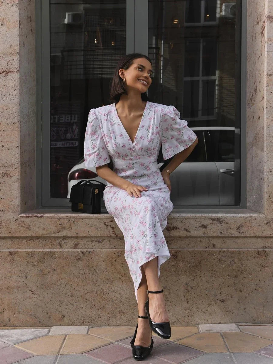Kleid mit Blumenmuster, mit V-Ausschnitt – Ansicht 5