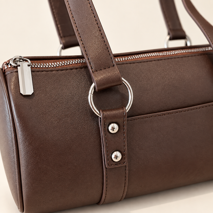 Schultertasche mit Ringdetail